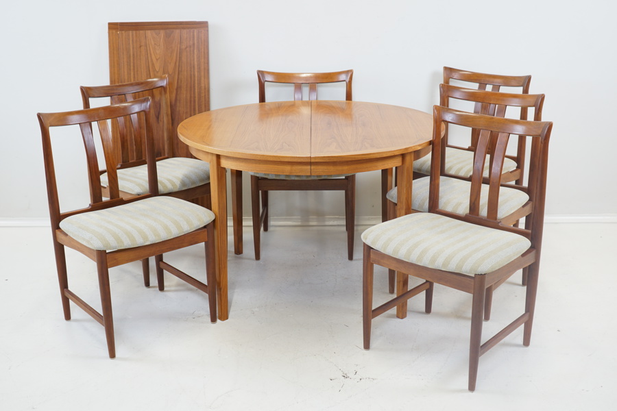 Matsalsgrupp, 7 delar, teak/textil, 1900-talets andra hälft.