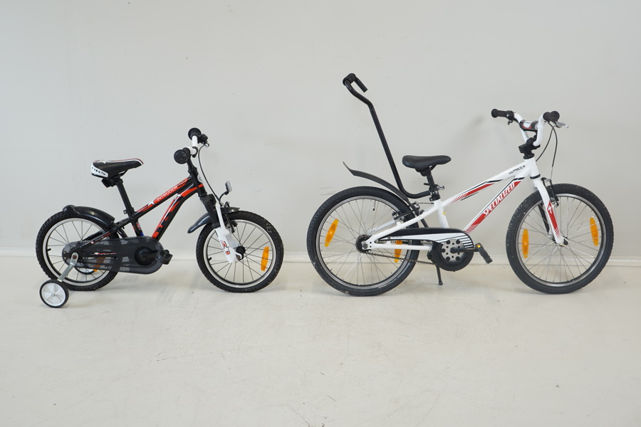 Barncyklar, 2 st, DBS och Hotrock.