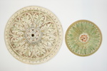 Takrosetter, 2 st, gips, bl.a Svenska Ornamentfabriken, Arvika.