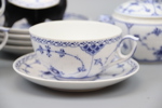 Teservis, 7 delar, Musselmalet ''Halvblond'', Royal Copenhagen.