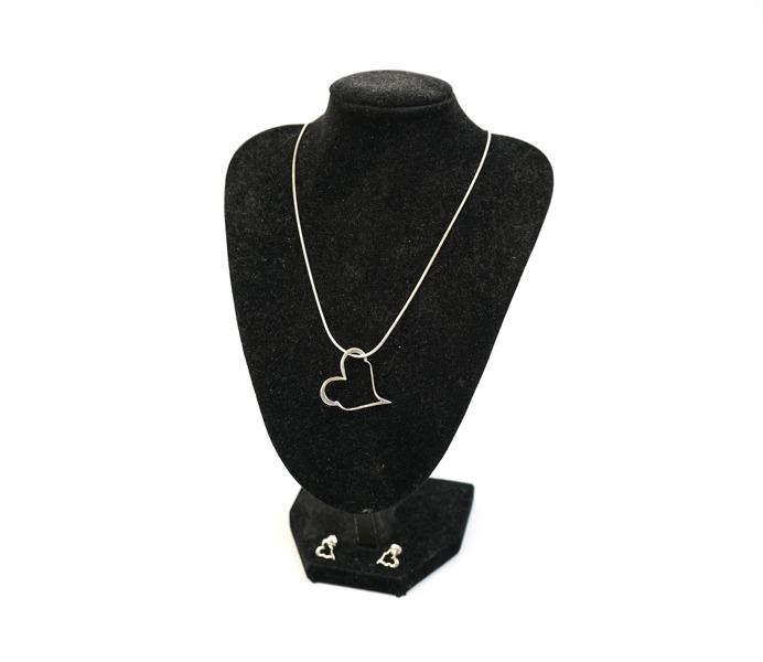 Efva Attling, ''Crazy Heart'', halslänk och örhängen, 3 delar, sterling silver 925.