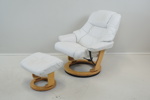 Snurrfåtölj med fotpall, Stressless-stil, konstskinn/trä.
