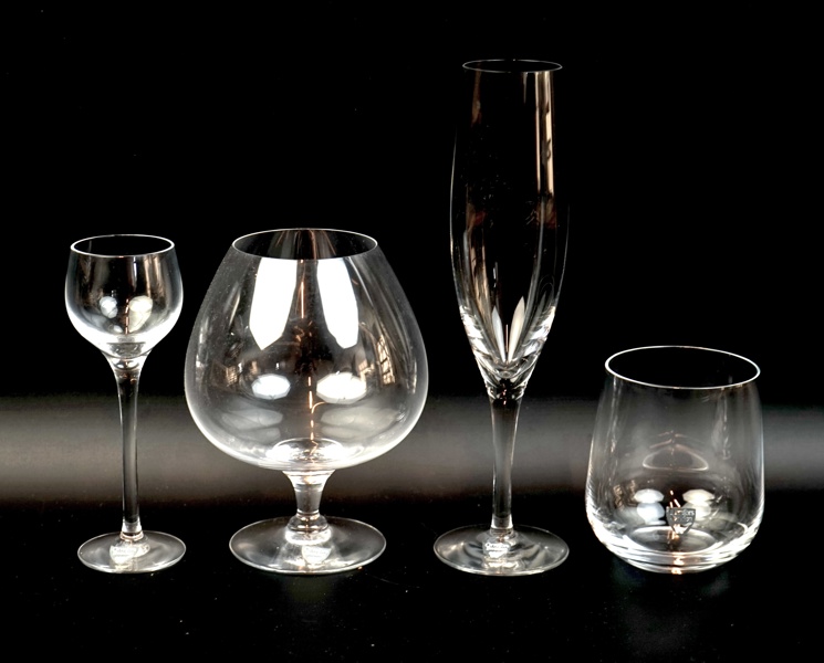 Glasservis, 32 delar, Orrefors, bl.a Nils Landberg,  ''Illusion''.