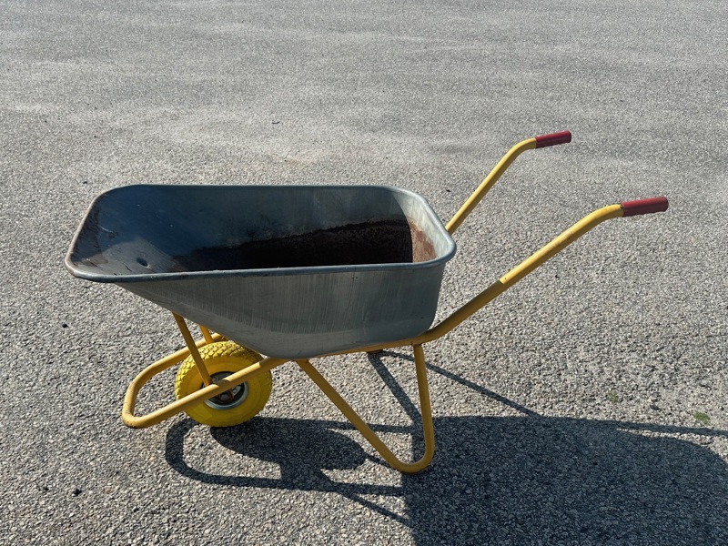 Skottkärra, metall.