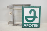Apoteksskylt, metall/plast.