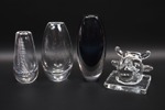 Vaser och brevpress, 4 delar, glas, Kosta, Orrefors och Pukeberg.