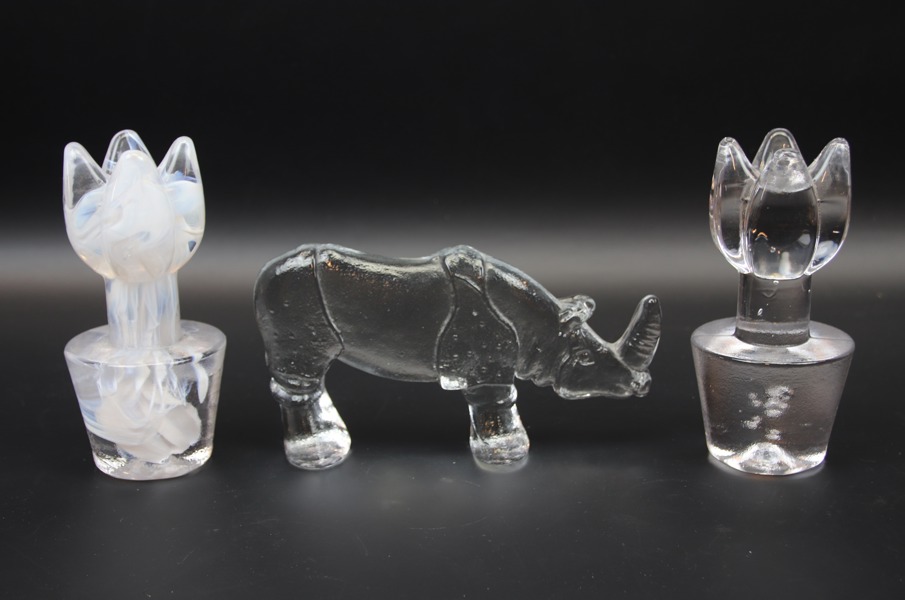 Bertil och Ulrica Hydman Vallien, skulpturer, 3 st, glas, Kosta Boda.