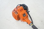 Grästrimmer, Tanaka TBC-2251, bensindriven.