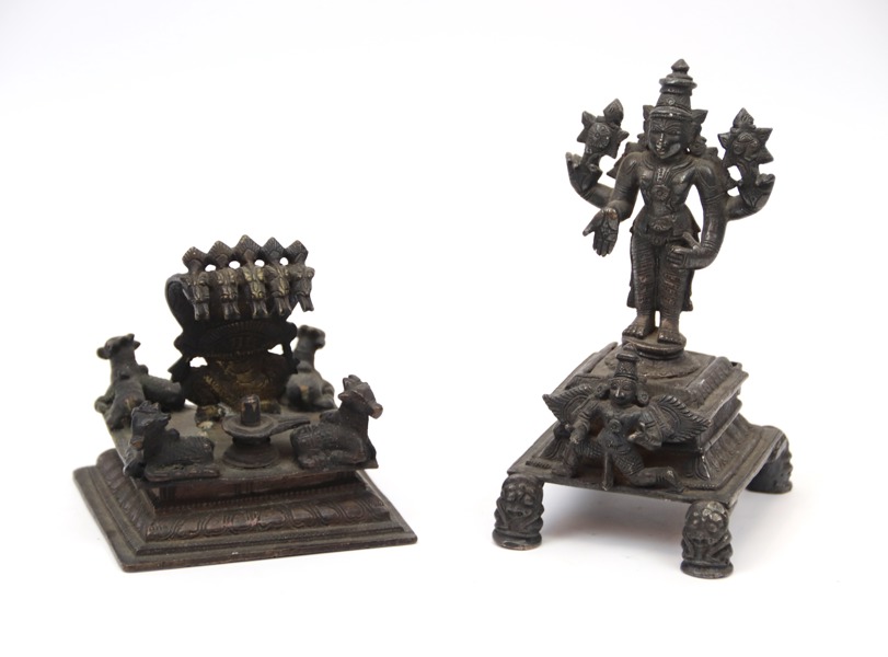 Altardervisher, 2 st, Shiva m.m, gjutmetall, Indien, 1800/1900-tal.