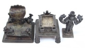 Altardervisher, 2 st, Shiva m.m, gjutmetall, Indien, 1800/1900-tal.