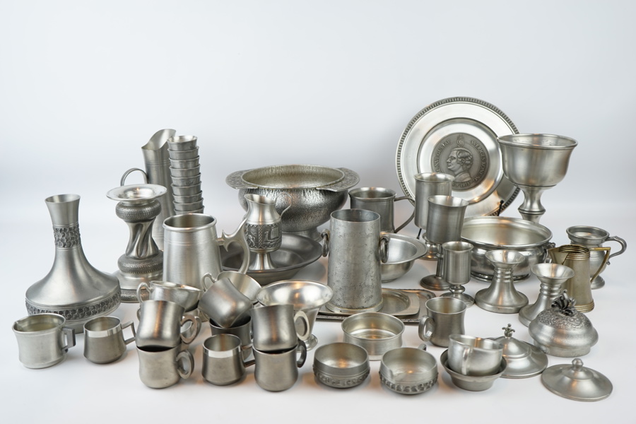 Tennföremål, ett parti, bl.a Skurdal Pewter.