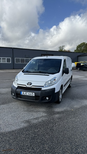 Skåpbil, Toyota Proace, 2014.