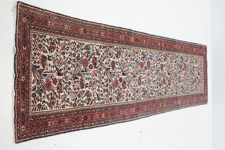 Gallerimatta, orientalisk, handknuten, ull.