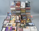 Cd-skivor, ett parti, mest rock och indie, bl.a Björk.