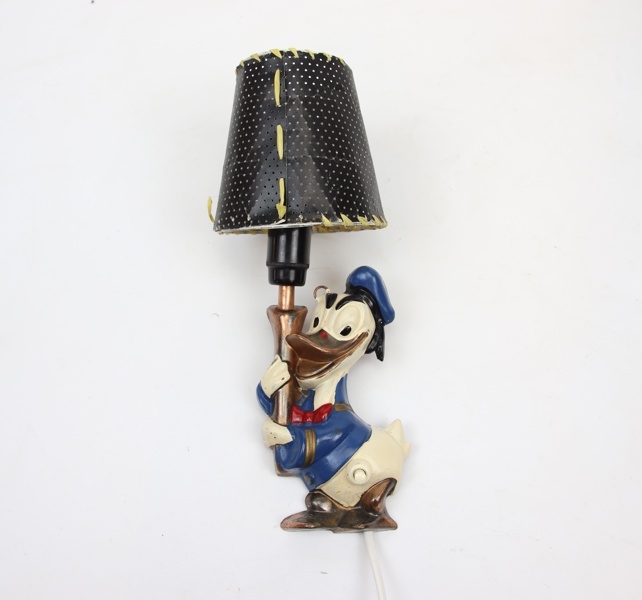 Vägglampa, metall, ''Kalle Anka'', OLUK, Danmark 1950/60-tal.