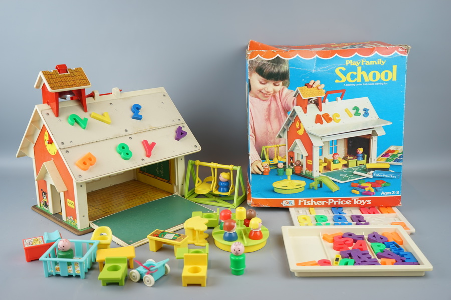 Fisher-Price Toys, Play Family School, plast, 1970-tal.