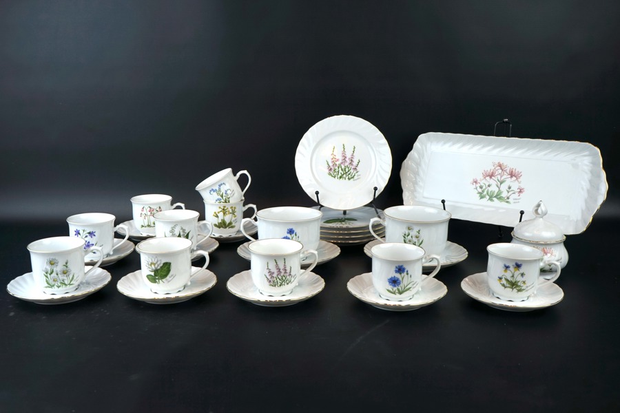 Kaffe- och teservisdelar, 18 st, porslin, "Regina", Seltmann Wieden, Bavaria.