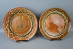 Skålar och fat, 5 delar, keramik, allmoge, 1900-tal.