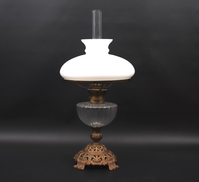 Fotogenlampa, glas/metall, 1900-tal.