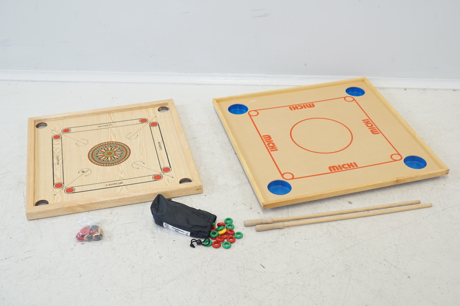 Carrom-spel och Couronne-spel.