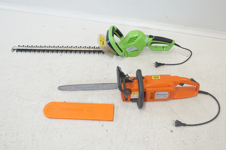 Motorsåg, Husqvarna 321, och häcksax, Garden.