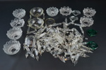 Ljusmanchetter och prismor, glas, ett parti, 1900-tal.
