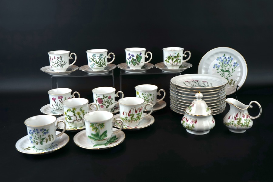 Kaffeservis, 25 delar, porslin, Carl von Linné, Fyrklövern.