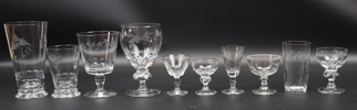 Glasservisdelar, 91 st, 2 olika serviser, bl.a Trelleborgs glasbruk, 1900-tal.