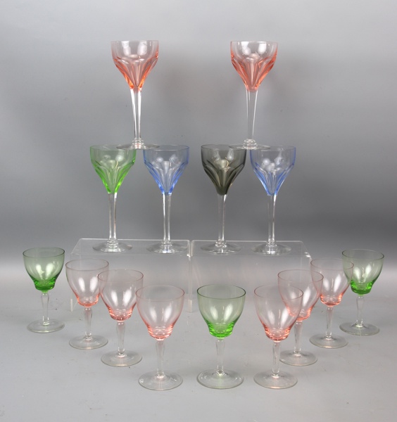 Vin och likörglas, 6+9 st, färgat glas.