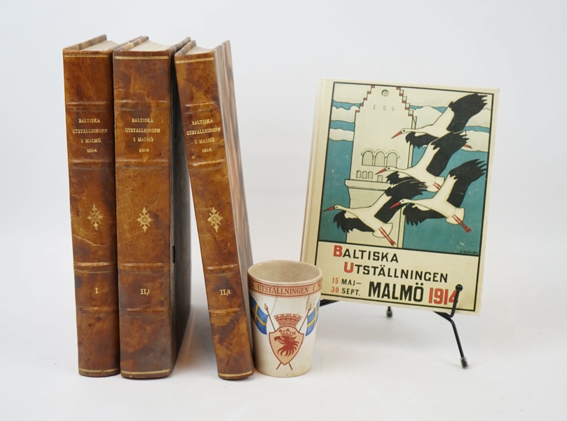 Böcker och mugg, 5 delar, Baltiska Utställningen, Malmö 1914.