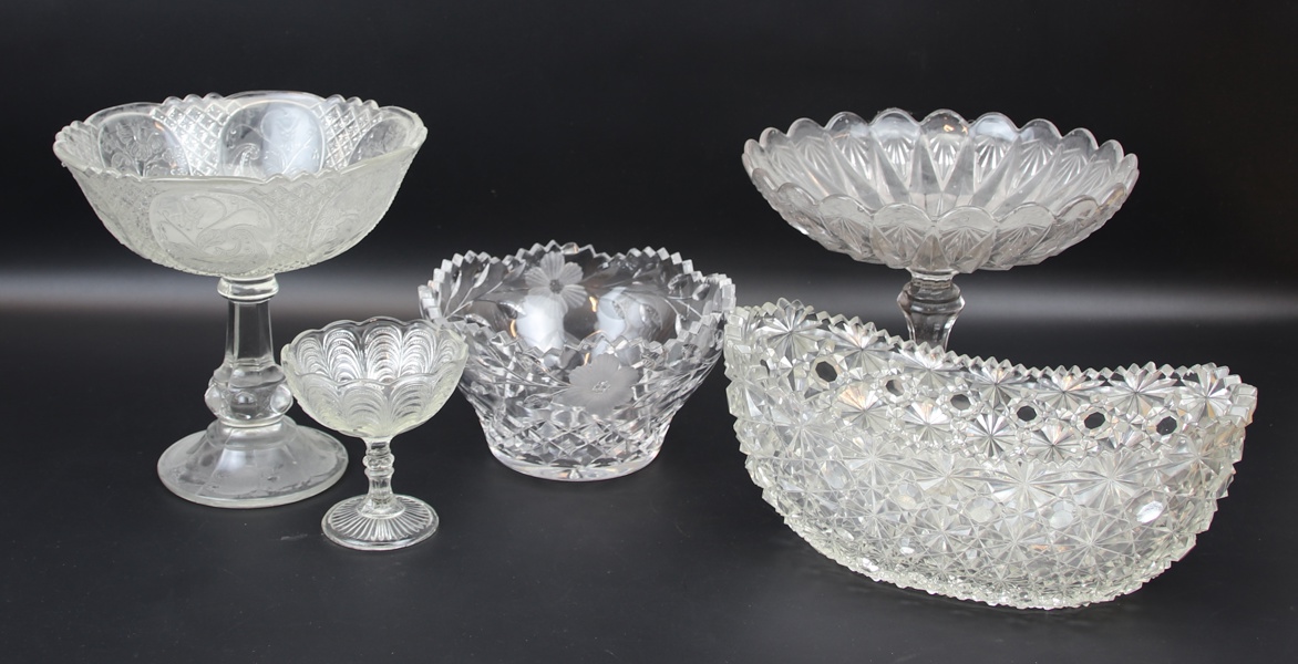 Skålar, 5 st, pressglas och slipat glas, 1900-tal.