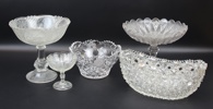 Skålar, 5 st, pressglas och slipat glas, 1900-tal.