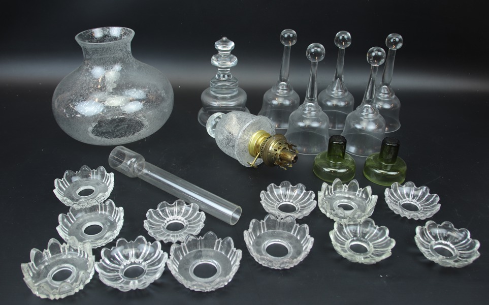 Lampdelar, ett parti, glas.