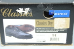 Golfskor, "Classics-Dry", Footjoy, USA, samt golvbollar, ett parti, obegagnat.
