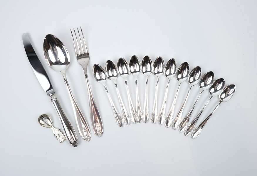 Silver, ett parti, bl.a kaffeskedar, 12 st, modell ''Haga''.