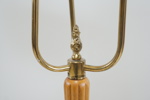 Golvlampa, 3 ljuspunkter, trä/mässing, ställbara skärmar, 1900-tal.