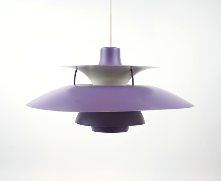 Poul Henningsen, taklampa, lackerad plåt, ''PH 5'', Louis Poulsen, Danmark.