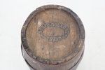 Sprittunna, ek/metall, 25 liter, krönt, Spritbolaget, Ystad, 1900-tal.