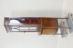 Skåp, trä/glas, edwardianskt, England, 1900-talets början.
