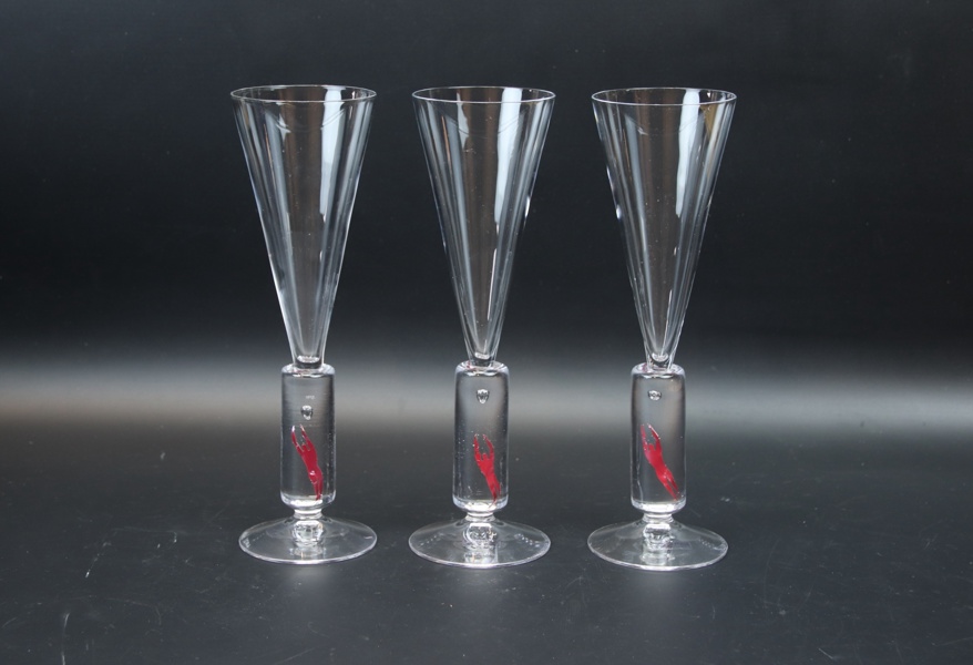 Bertil Vallien, champagneglas, 3 st, "Millenium", Kosta Boda, signerade.