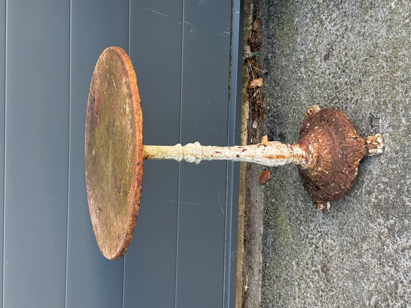 Trädgårdsbord, metall.