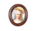 Medaljongporträtt föreställande Princesse de Lamballe, handmålat porslin, otydligt signerad, 1800-tal.