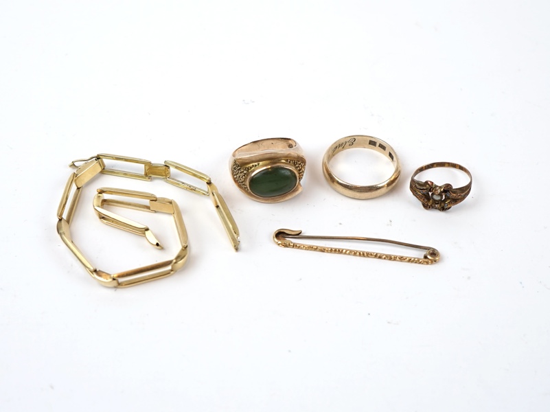 Guld, ett parti, 8-18k, 1900-tal.
