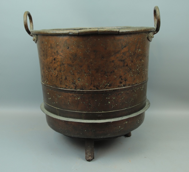 Koppargryta på trefot, 1800-tal.