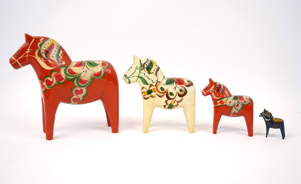 Dalahästar, 4 st, trä, 1900-talets mitt.