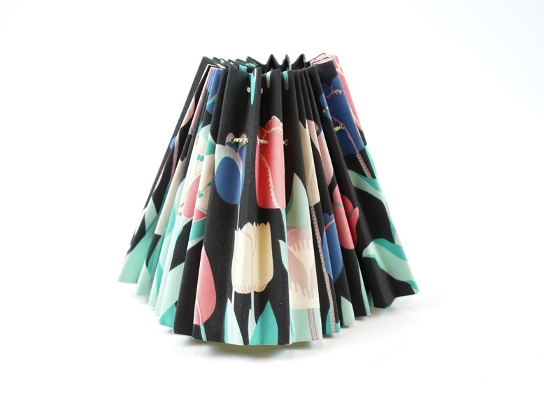 Josef Frank, lampskärm, textil, ''Tulpan'', Firma Svenskt Tenn.