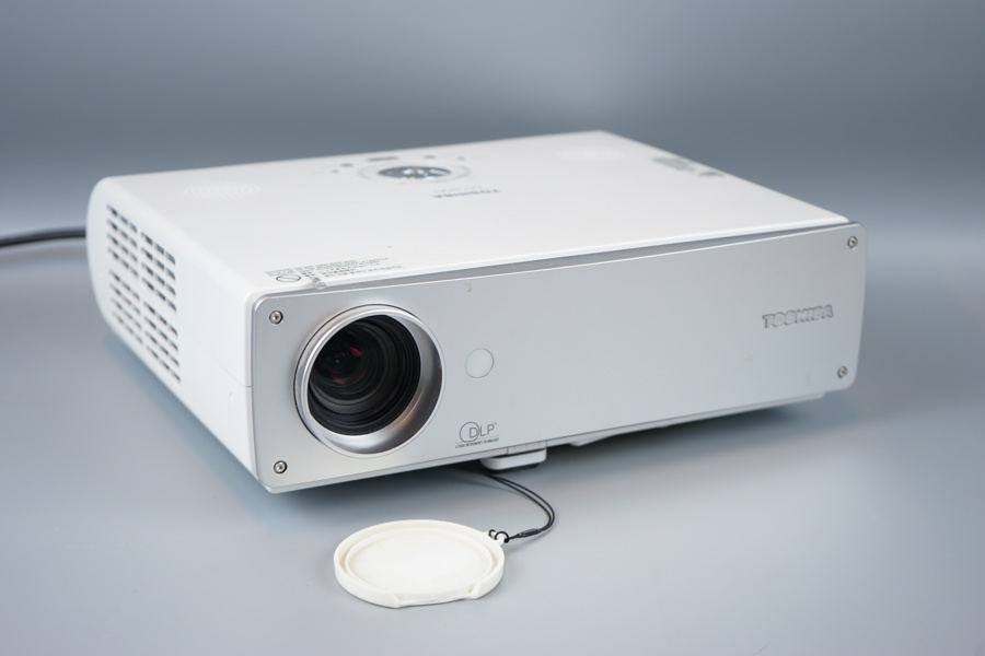 Projektor, Toshiba  MT 200.