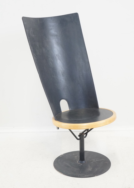 Börge Lindau, stol, björk/läder/stål, "Hövding", Oblado, Blå Station, Åhus.