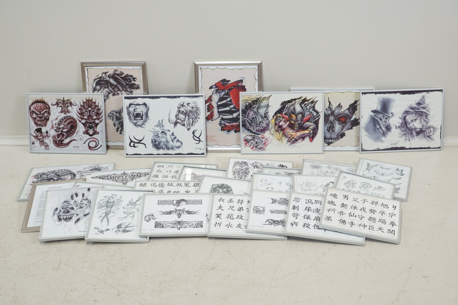 Tatueringstavlor, ett parti.