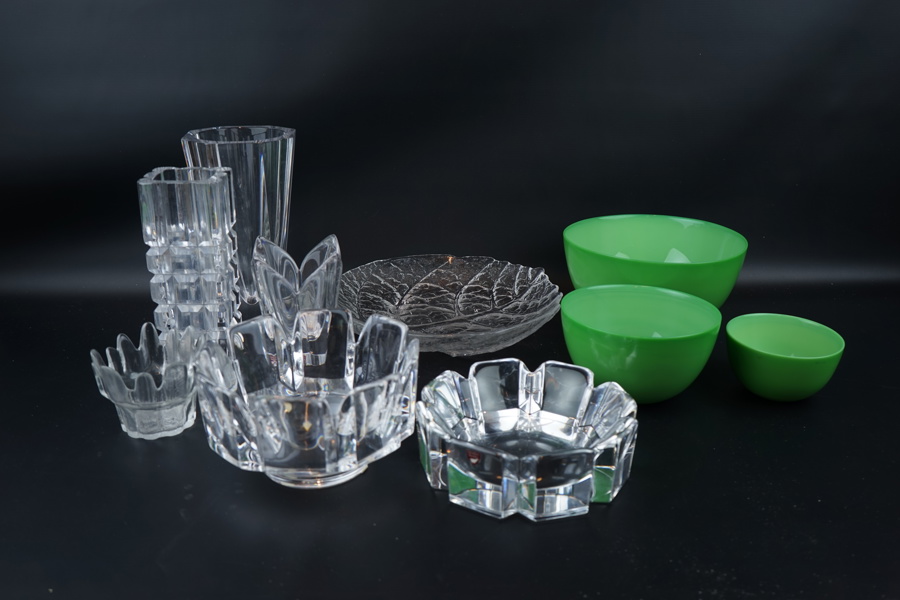 Glasföremål, 10 delar, bl. a Orrefors.